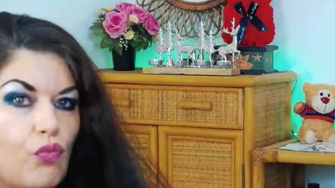 HellenMoon online show from January 2026 08:06:02 AM