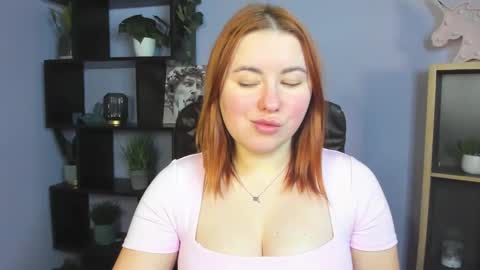 LAYLA online show from February 2025 11:04:01 AM