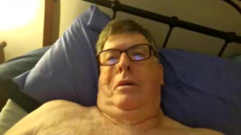 Desmon1958 online show from February 2026 06:28:01 PM