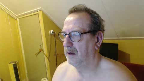 Snapshot of destelp chatting on February 2026 06:50:01 AM destelp online show from February 2026 06:50:01 AM