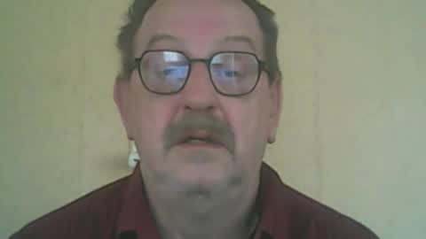 Snapshot of destelp chatting on April 2026 09:52:01 AM destelp online show from April 2026 09:52:01 AM