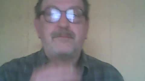 Snapshot of destelp chatting on April 2026 06:35:02 PM destelp online show from April 2026 06:35:02 PM