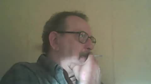 Snapshot of destelp chatting on April 2026 05:08:02 PM destelp online show from April 2026 05:08:02 PM