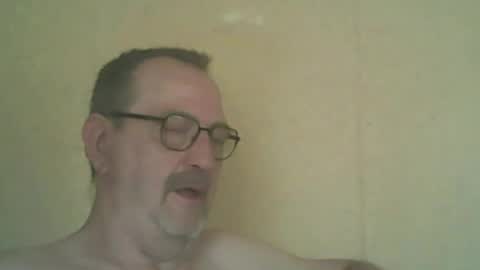 Snapshot of destelp chatting on May 2026 04:25:01 PM destelp online show from May 2026 04:25:01 PM