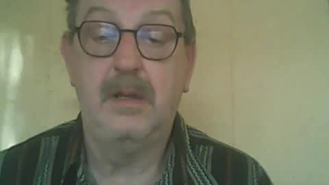 Snapshot of destelp chatting on May 2026 06:09:01 PM destelp online show from May 2026 06:09:01 PM