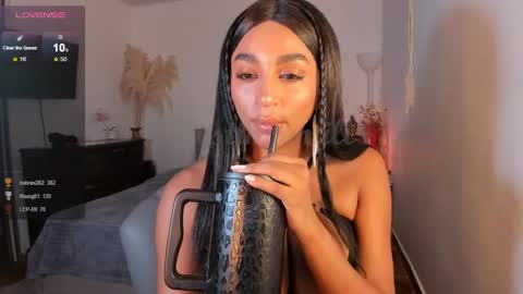 Destinne Mill online show from January 2025 02:47:02 PM