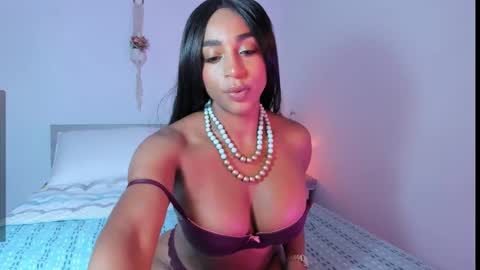 Destinne Mill online show from February 2025 12:18:02 PM