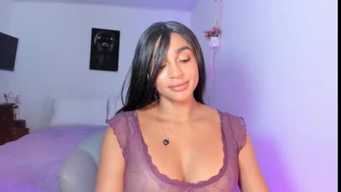 Destinne Mill online show from February 2025 01:17:02 PM