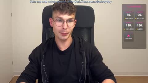 INSTAGRAM justmichaelross online show from November 2025 05:11:01 PM