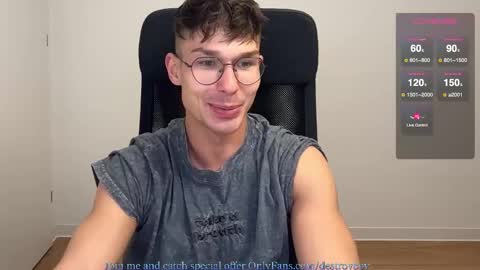 INSTAGRAM justmichaelross online show from November 2025 06:18:02 PM