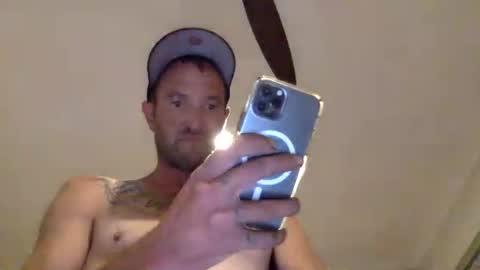 deusemcee92 online show from April 2026 01:38:02 PM