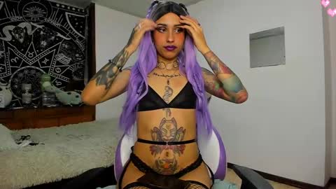 Snapshot of devadoll chatting on December 2024 01:04:02 AM Gi HELP ME REACH 50 THUMPS UP 3 online show from December 2024 01:04:02 AM