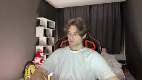 Snapshot of devilnut1 chatting on November 2025 06:19:01 AM devilnut1 online show from November 2025 06:19:01 AM