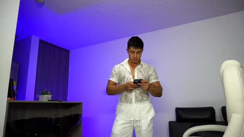 Devin Hunter online show from December 2024 02:54:01 AM