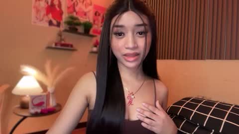 Devine Greyson online show from October 2025 01:13:01 PM