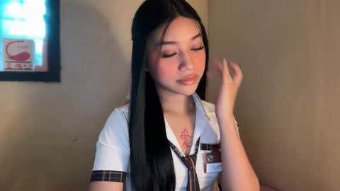 Devine Greyson online show from November 2025 02:43:02 AM