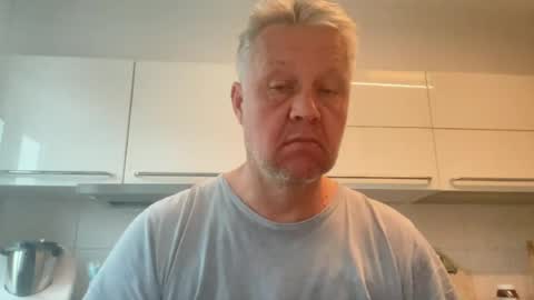 Snapshot of devon_nite chatting on June 2026 06:26:02 AM Devon online show from June 2026 06:26:02 AM