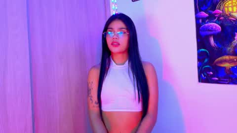 Sara 3 online show from October 2025 09:06:01 PM