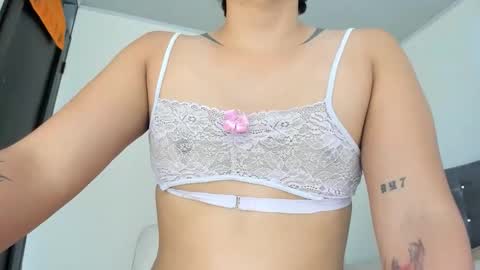 Snapshot of dewolk chatting on February 2026 09:28:02 AM thumb up me please its important online show from February 2026 09:28:02 AM