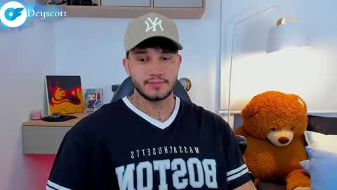 JULIAN online show from March 2025 11:14:01 PM