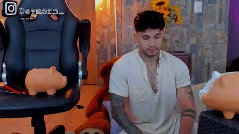 JULIAN online show from September 2025 11:17:02 PM