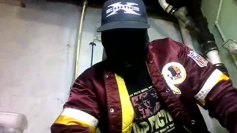Snapshot of dhbbc454336 chatting on May 2026 06:21:01 AM Marcus D-von Steel as the raunchy ass sniffer thrill me with your online show from May 2026 06:21:01 AM