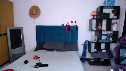 Snapshot of diabla_sexyboobs chatting on January 2025 12:18:01 AM D I A B L A online show from January 2025 12:18:01 AM