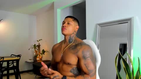 Diego online show from February 2025 03:29:02 AM