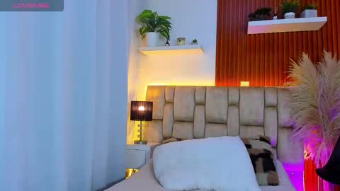 Snapshot of diamond_canela chatting on September 2025 01:42:02 AM diamond_canela online show from September 2025 01:42:02 AM