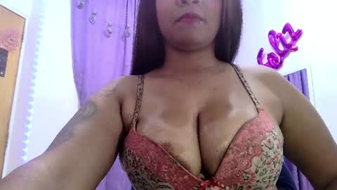 diamondd_gold online show from June 2026 12:18:02 PM