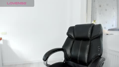 diamondkay_ online show from October 2025 08:40:01 AM