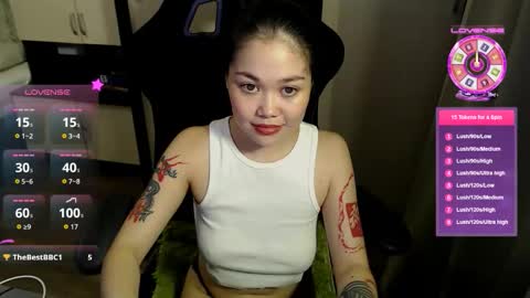 Diana online show from November 2025 09:11:01 PM