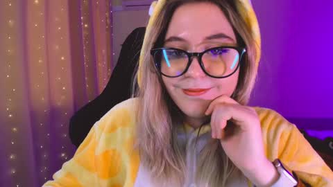 Diana online show from February 2025 12:06:02 PM