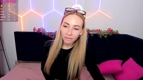 Diana  online show from January 2025 08:54:01 AM