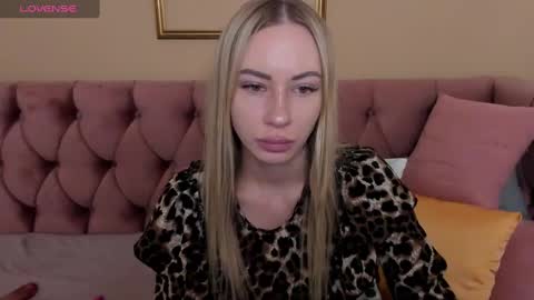 Diana  online show from February 2025 01:35:01 AM