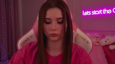 Snapshot of dianabecker chatting on February 2025 04:14:02 AM Diana online show from February 2025 04:14:02 AM