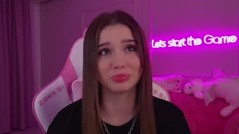 Snapshot of dianabecker chatting on March 2025 11:00:02 PM Diana online show from March 2025 11:00:02 PM