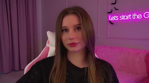 Snapshot of dianabecker chatting on October 2025 11:21:02 AM Diana online show from October 2025 11:21:02 AM