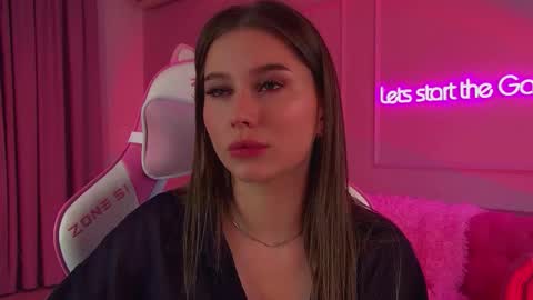 Snapshot of dianabecker chatting on February 2026 06:50:02 PM Diana online show from February 2026 06:50:02 PM