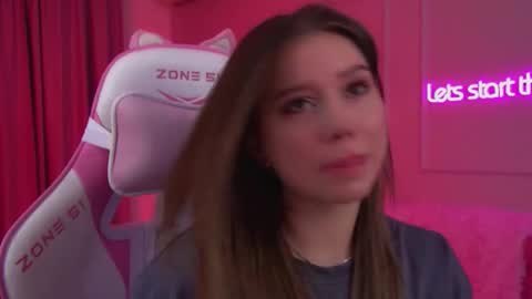 Snapshot of dianabecker chatting on February 2026 06:26:02 PM Diana online show from February 2026 06:26:02 PM