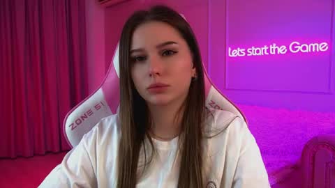 Snapshot of dianabecker chatting on April 2026 06:17:02 PM Diana online show from April 2026 06:17:02 PM