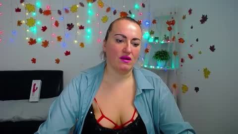 Diana online show from December 2025 07:23:02 PM