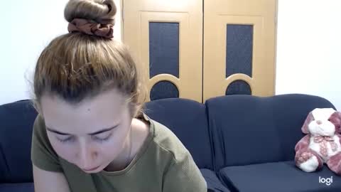 Snapshot of dianasmiey7 chatting on January 2025 09:11:02 PM dianasmiey7 online show from January 2025 09:11:02 PM