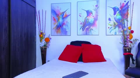 Snapshot of dianayleo chatting on December 2024 11:54:02 AM Ana Leo online show from December 2024 11:54:02 AM