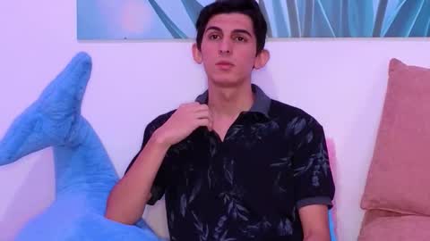 Snapshot of dianayleo chatting on February 2026 03:05:02 PM Ana Leo online show from February 2026 03:05:02 PM