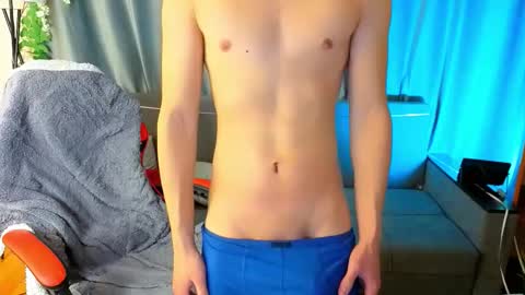 Snapshot of dianinav chatting on February 2026 08:13:01 AM Adam online show from February 2026 08:13:01 AM