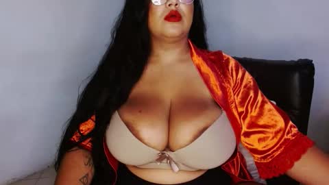 Snapshot of diany_boobs chatting on November 2025 02:24:02 PM diany_boobs online show from November 2025 02:24:02 PM