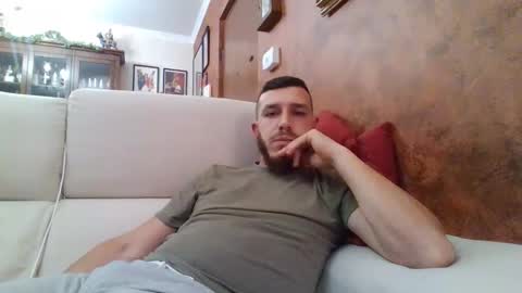 Snapshot of dible18 chatting on May 2026 09:43:01 PM dible18 online show from May 2026 09:43:01 PM