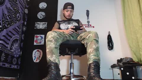 DICAPRIO online show from December 2024 01:11:01 AM