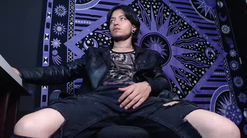 DICAPRIO online show from January 2025 01:31:02 AM